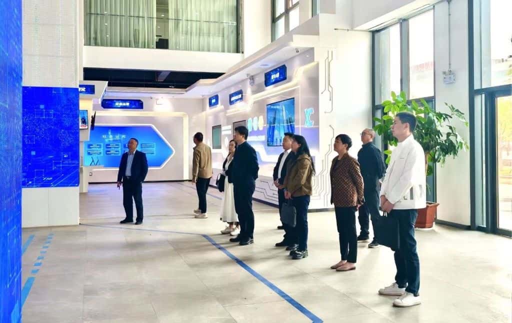 从大理出发，塔澳通信陪同国家发展改革委调研团深入调研